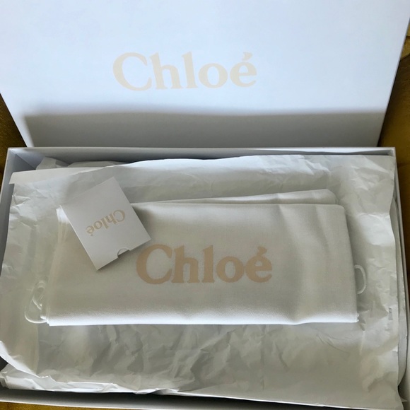 SOLD- Chloe Rylee Boot in Red❣️ - Picture 8 of 8